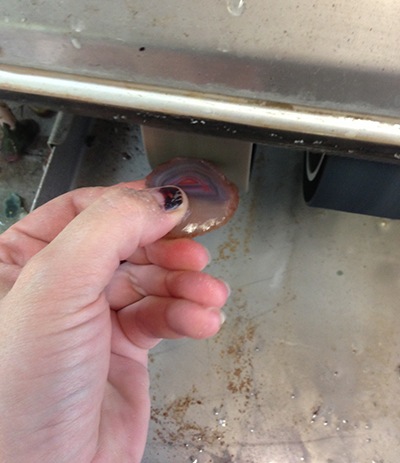 shaping queensland agate rough on grinding wheels